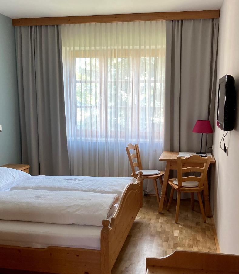 Zoechbauer Gaestehaus - Hotel Garni Kapelln Buitenkant foto